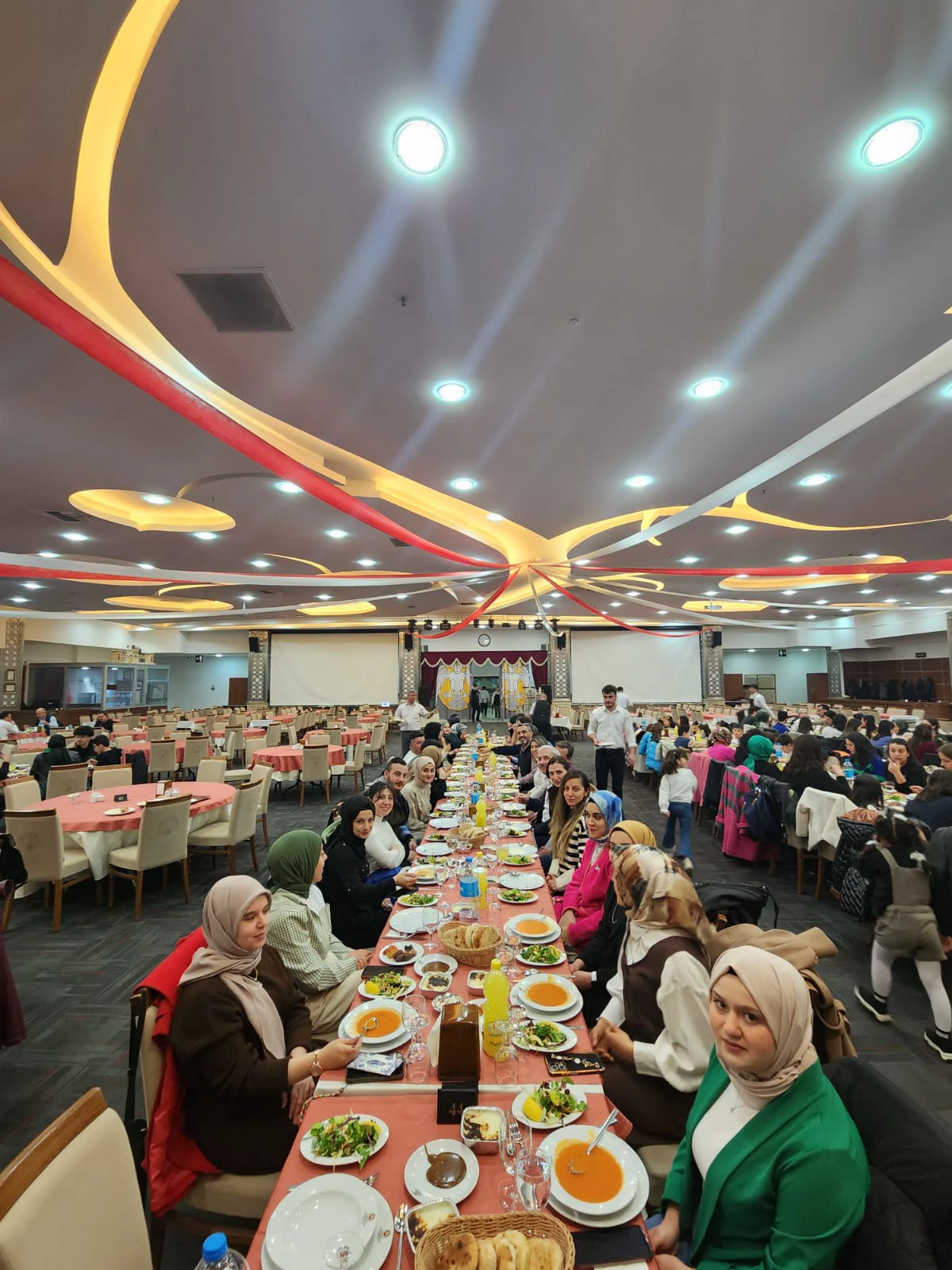 Fars Dili ve Edebiyatı Bölümü İftar Programı